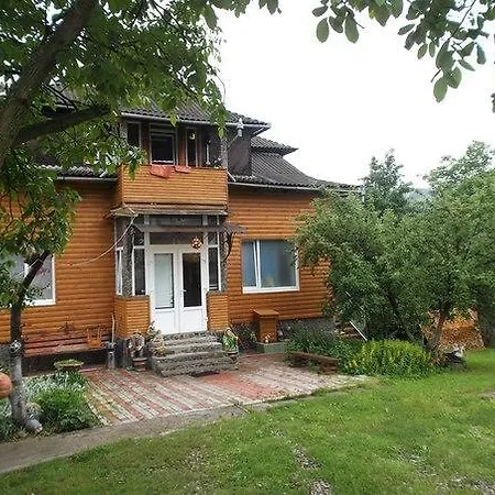 Hotel Rukavychka *